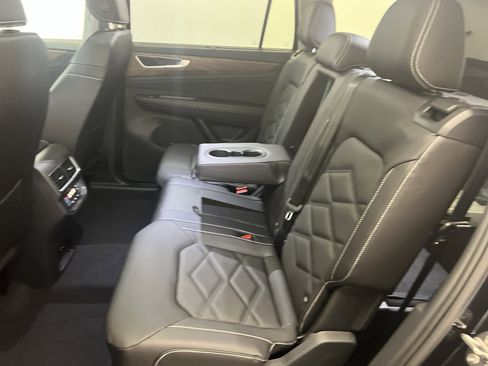 New 2026 Volkswagen Atlas SE image 31