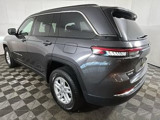Used 2024 Jeep Grand Cherokee Laredo AWD/4WD video 4