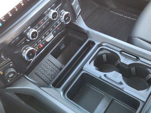 New 2026 Ford F250 Lariat w/ Chrome Package image 20