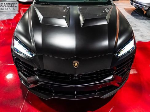 Used 2020 Lamborghini Urus AWD/4WD image 10