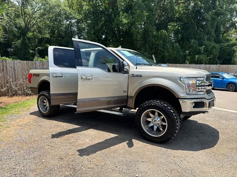 Used 2018 Ford F150 King Ranch w/ Equipment Group 601A Luxury AWD/4WD image 26
