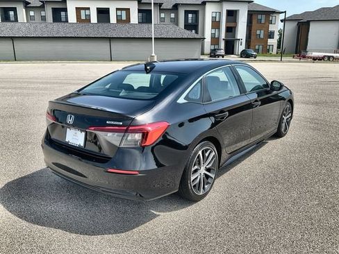 Used 2024 Honda Civic Touring image 14