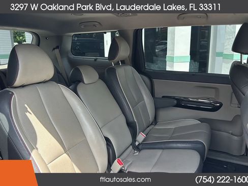 Used 2015 Kia Sedona EX FWD image 50