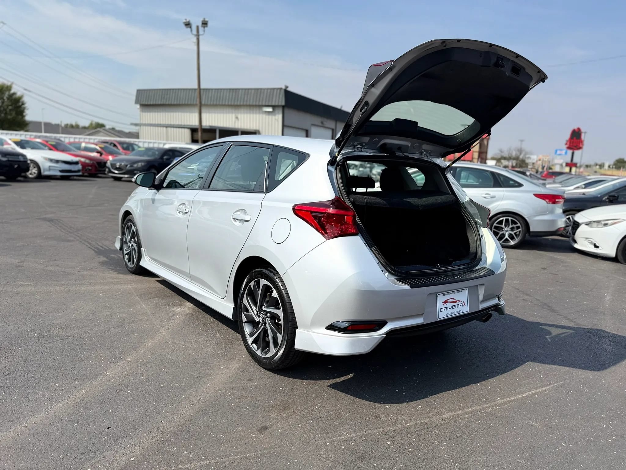 Used 2017 Toyota Corolla iM FWD image 37