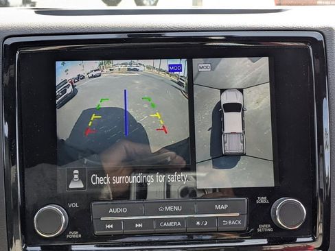 Used 2022 Nissan Frontier PRO-4X image 23