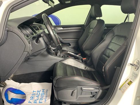 Used 2016 Volkswagen GTI SE w/ Lighting Package (SEL) FWD image 15