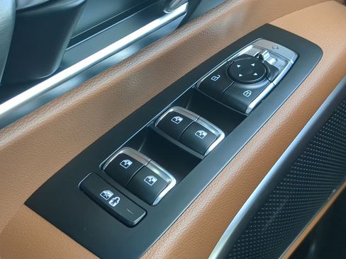 Used 2025 Kia Telluride EX X-Line AWD/4WD image 19
