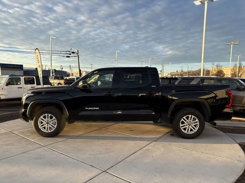 Used 2023 Toyota Tundra SR5 image 2