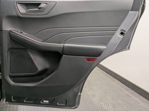 Certified 2022 Ford Escape SE image 24