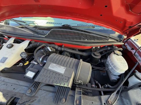 Used 2015 GMC Savana 2500 LS w/ Cold Climate Package RWD image 31