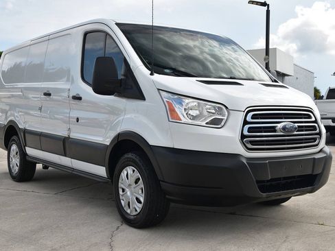 Used 2019 Ford Transit 250 130 Low Roof w/ Exterior Upgrade Package RWD image 1