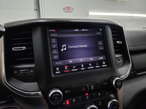 Used 2019 RAM 2500 Laramie image 49