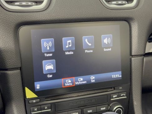 Certified 2021 Porsche 718 Boxster RWD image 23