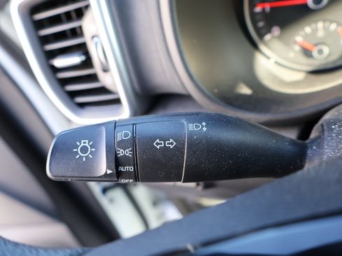 Used 2020 Kia Sportage LX image 32