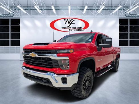Used 2024 Chevrolet Silverado 2500 LT AWD/4WD image 7