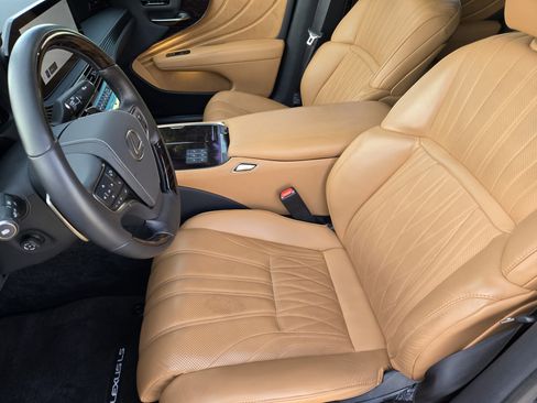 Used 2024 Lexus LS 500 image 20