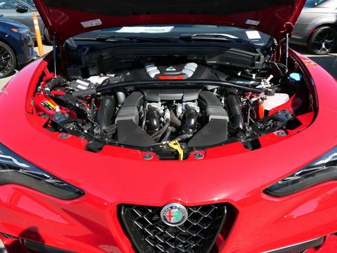 Used 2024 Alfa Romeo Stelvio Quadrifoglio w/ Active Assist Plus Package AWD/4WD image 29