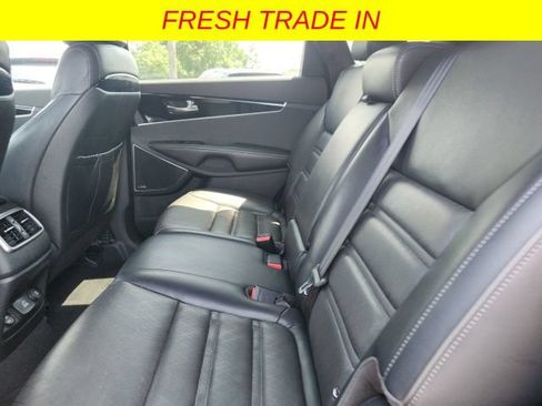 Used 2018 Kia Sorento SX FWD image 21