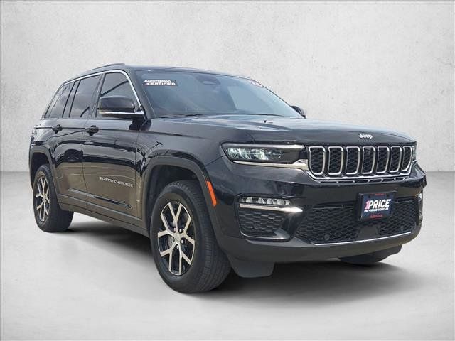 Used 2024 Jeep Grand Cherokee Limited w/ Luxury Tech Group II RWD image 3