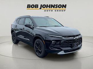 New 2025 Chevrolet Blazer LT w/ Midnight/Sport Edition video 1