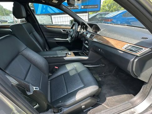 Used 2015 Mercedes-Benz E 350 4MATIC Sedan image 22