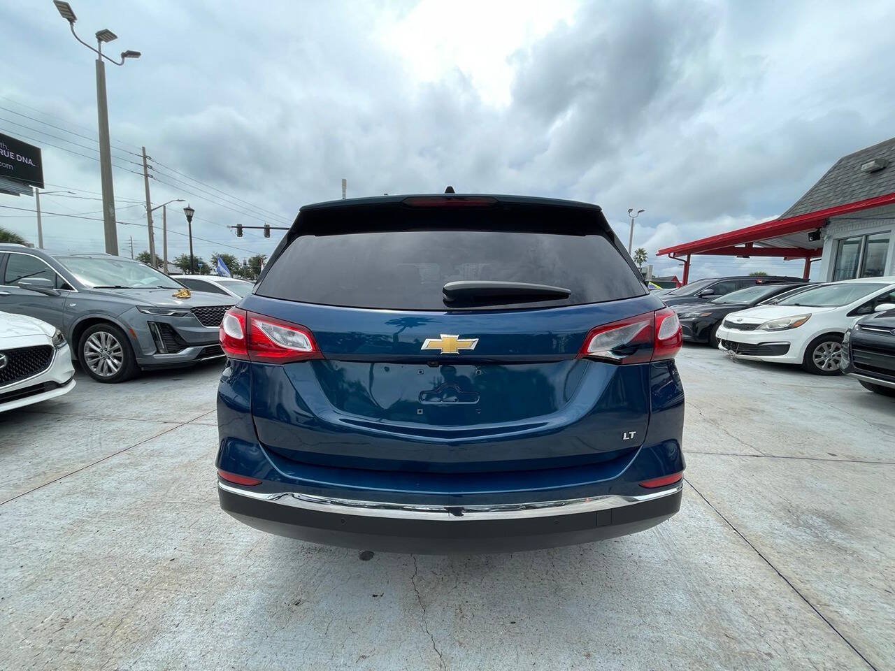Used 2019 Chevrolet Equinox LT FWD image 6