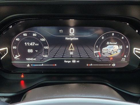 Used 2024 GMC Yukon Denali image 10