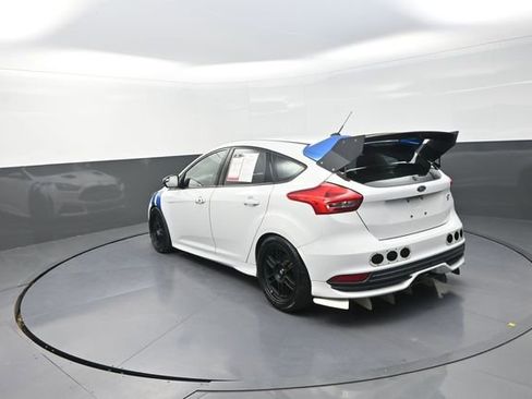 Used 2018 Ford Focus ST image 57