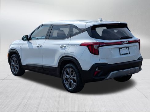 Certified 2024 Kia Seltos LX AWD/4WD image 5