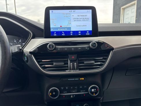 Used 2020 Ford Escape SEL image 24