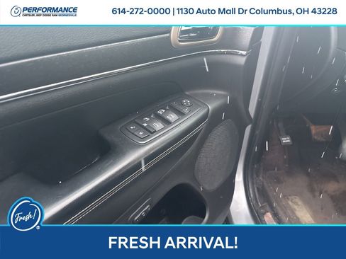 Used 2015 Jeep Grand Cherokee Limited image 18