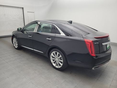 Used 2017 Cadillac XTS Luxury FWD image 3