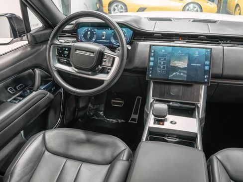 Used 2024 Land Rover Range Rover Autobiography AWD/4WD image 24