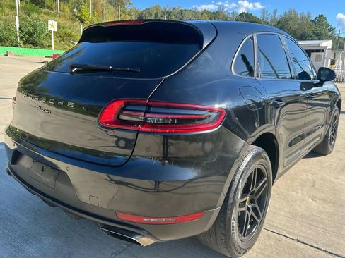 Used 2018 Porsche Macan AWD/4WD image 9