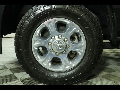 Used 2022 RAM 2500 Big Horn w/ Level B Equipment Group image 14