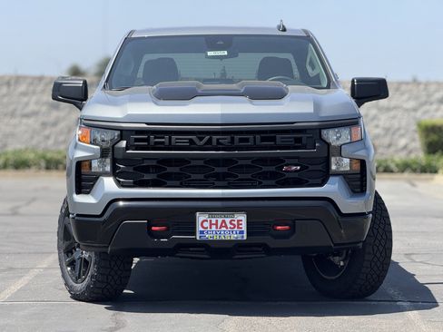 New 2025 Chevrolet Silverado 1500 Custom Trail Boss image 2