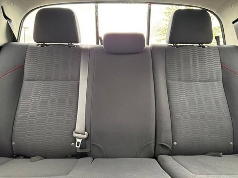 Used 2019 Toyota Tacoma SR5 AWD/4WD image 30