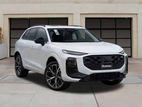 New 2026 Audi Q3 quattro 2.0T AWD/4WD image 19
