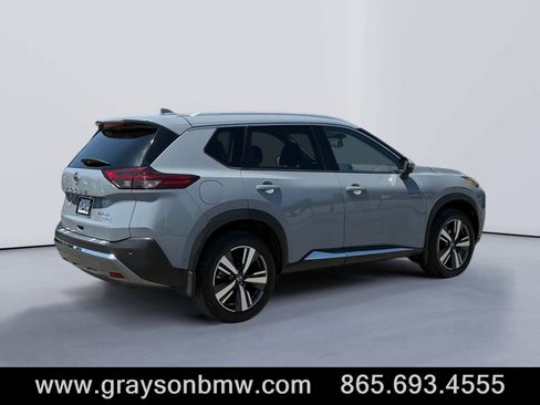 Used 2021 Nissan Rogue Platinum AWD/4WD image 3