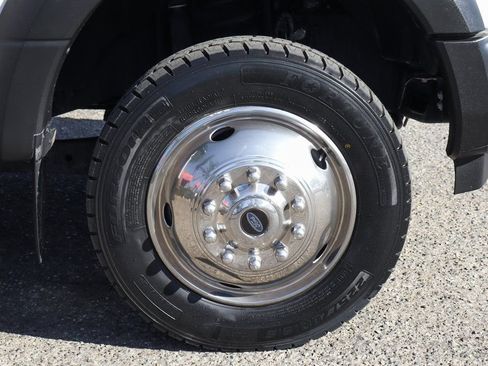 Used 2019 Ford F550 2WD Regular Cab Super Duty image 43