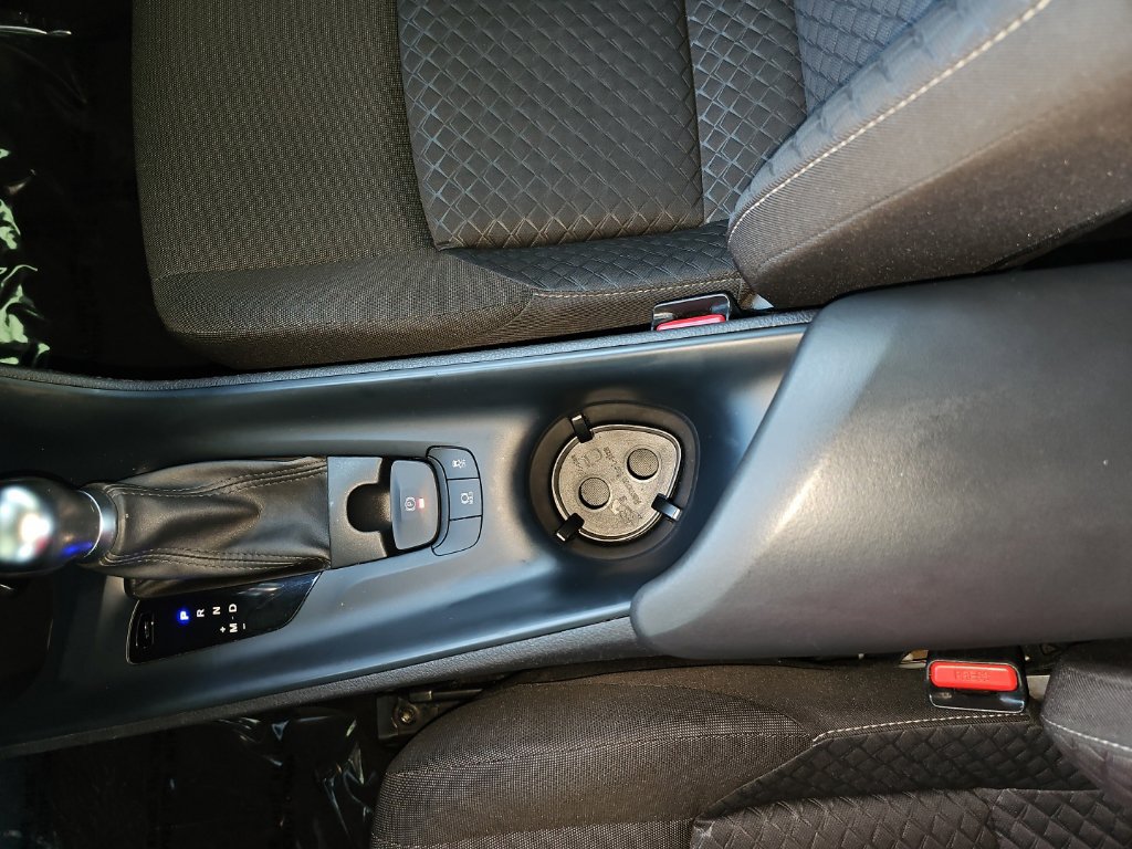Used 2021 Toyota C-HR LE FWD image 24