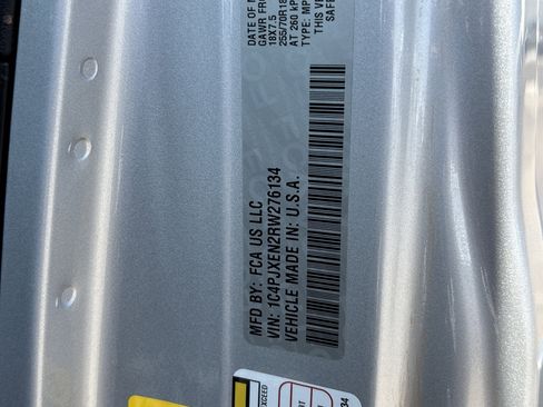 Certified 2024 Jeep Wrangler Unlimited Sahara AWD/4WD image 31