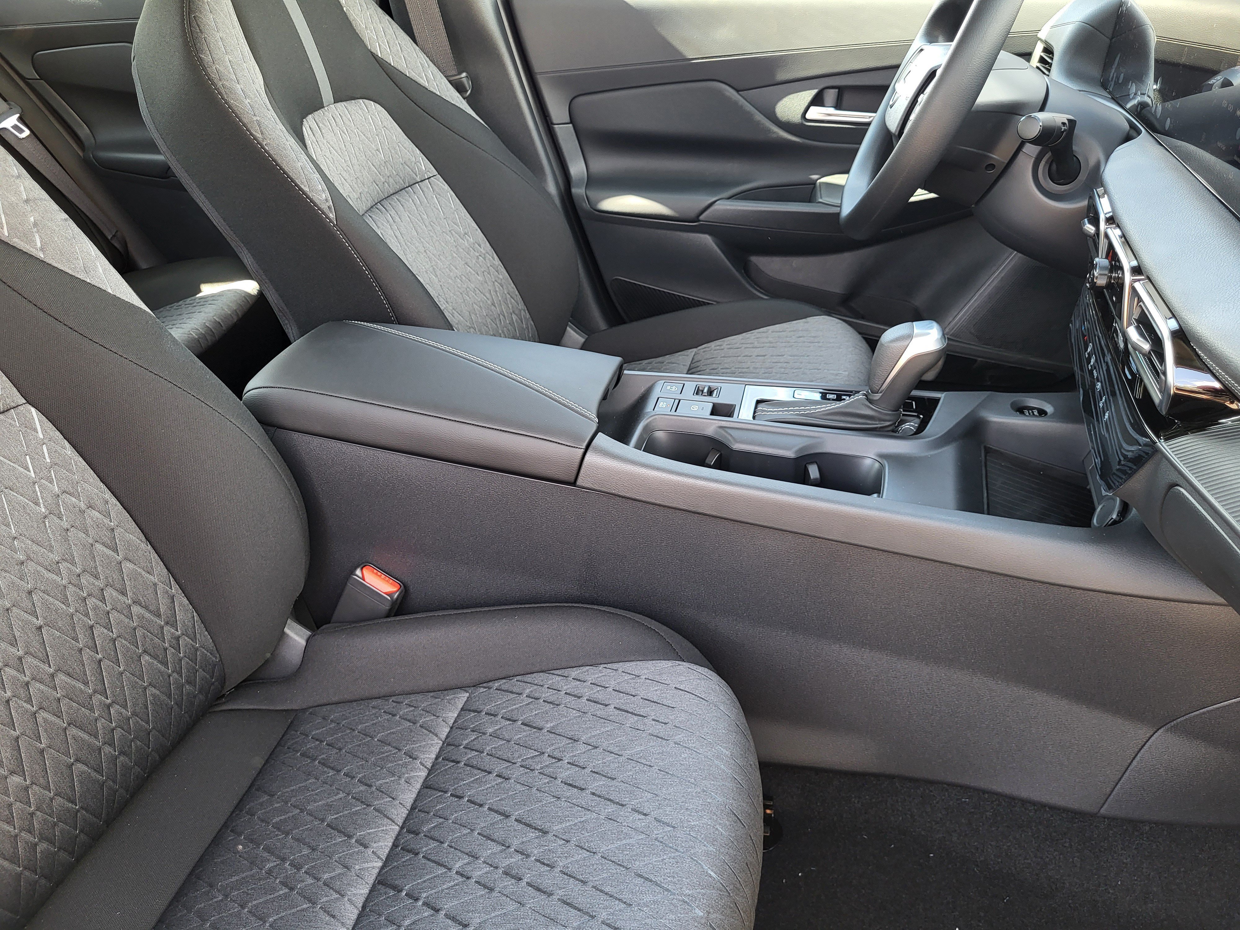 New 2026 Nissan Sentra SV w/ Floor Mat Package FWD image 12
