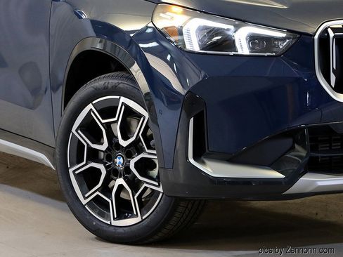 Used 2026 BMW X1 xDrive28i image 4