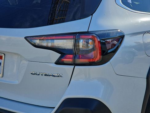 Used 2024 Subaru Outback Premium image 11