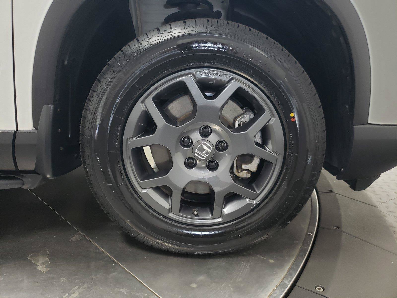 Certified 2023 Honda Pilot TrailSport image 15