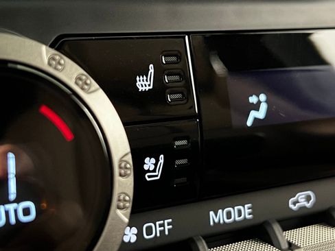 Certified 2025 Toyota 4Runner Limited image 21