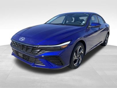 New 2025 Hyundai Elantra Limited