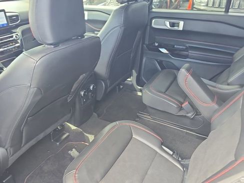 Used 2023 Ford Explorer ST-Line w/ Class IV Trailer Tow Package image 10