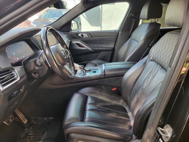 Used 2023 BMW X6 xDrive40i w/ M Sport Package AWD/4WD image 19